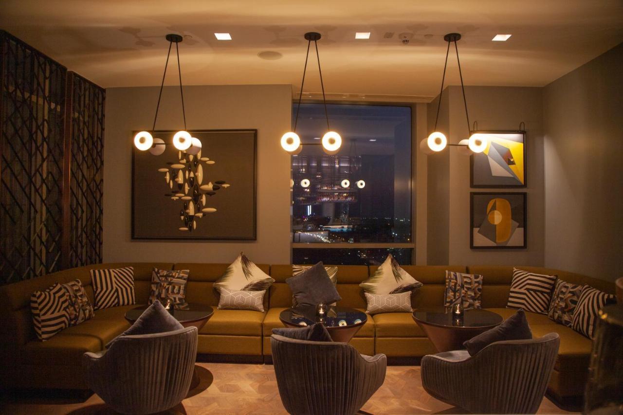 Four Seasons Hotel Bengaluru At Embassy One Exterior photo